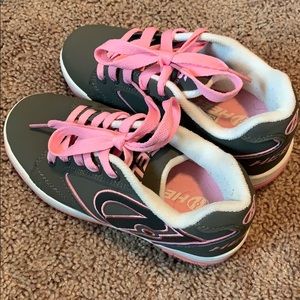 Girls Heelys